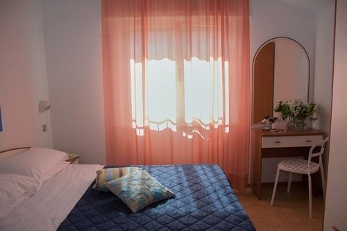 Hotel Gialpina Viserba Di Rimini 外观 照片